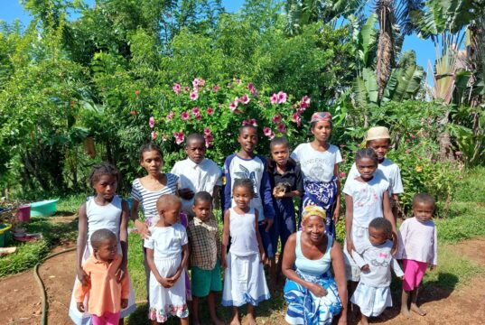 Scuola del Madagascar: altri 6 bambini adottati