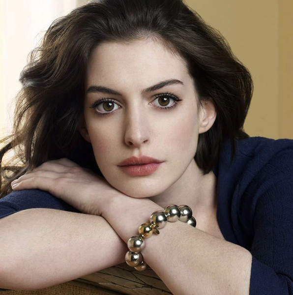 Anne Hathaway