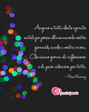 Immagine con augurio auguri di natale di Rosa Ramirez - Auguro a tutti che lo spirito natalizio possa...