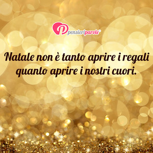 Immagine con frase di Janice Maeditere - Natale non  tanto aprire i regali quanto...