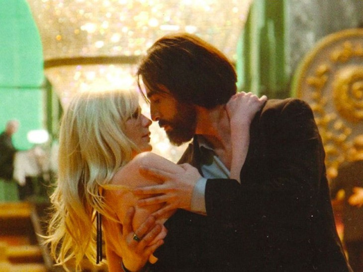 Upside Down - fotogramma