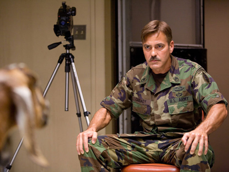 L'Uomo che Fissa le Capre - fotogramma