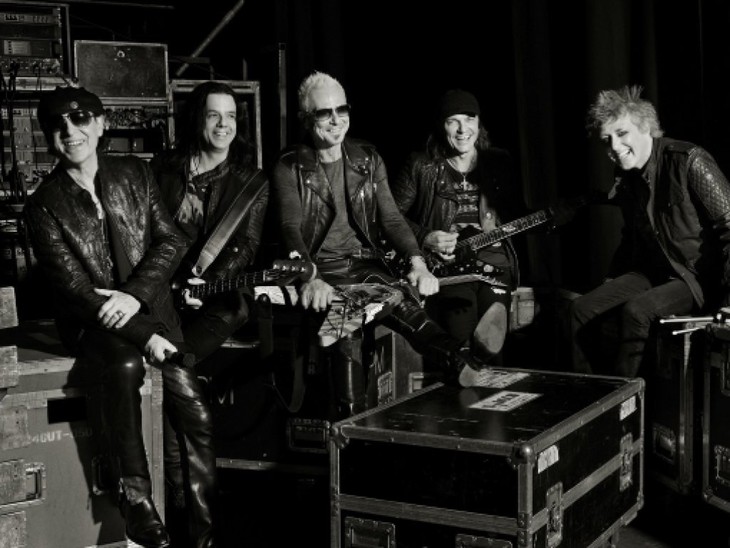 Scorpions - Forever and a day - fotogramma