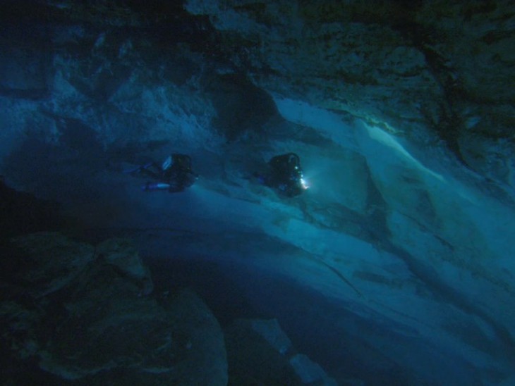 Sanctum - fotogramma