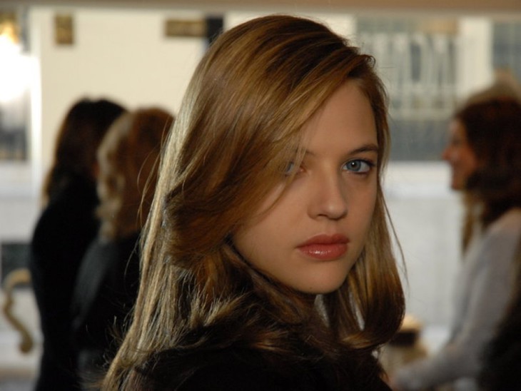 Singolarit� di una ragazza bionda - fotogramma